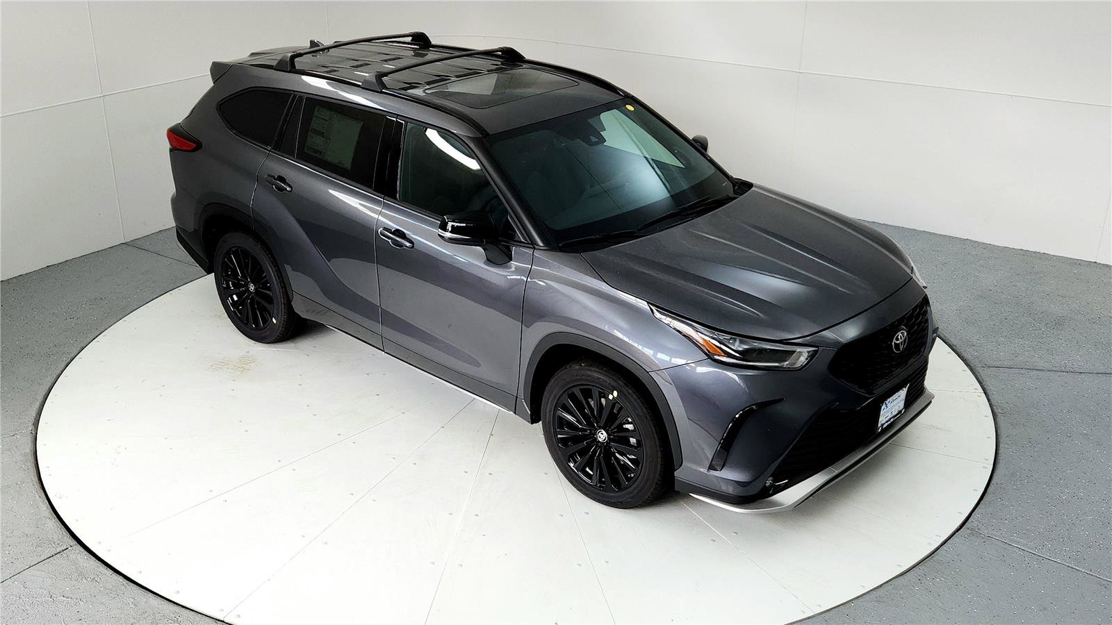 Used 2023 Toyota Highlander XSE AWD/4WD image 13