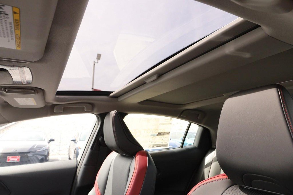 New 2026 Toyota Prius Plug-In Hybrid image 9