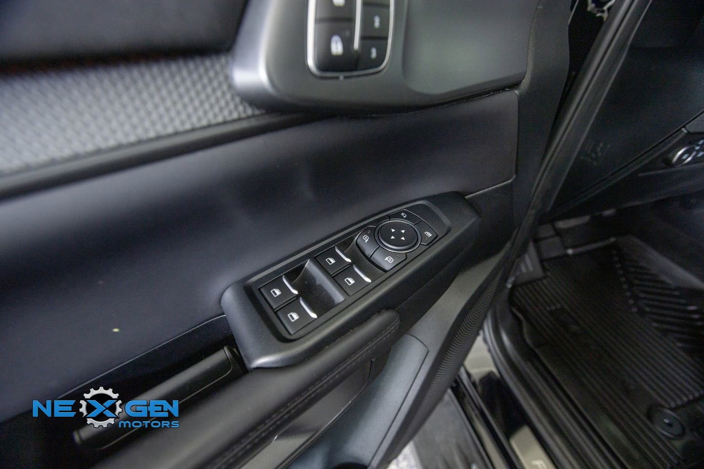 Used 2024 Ford Ranger Raptor AWD/4WD image 12
