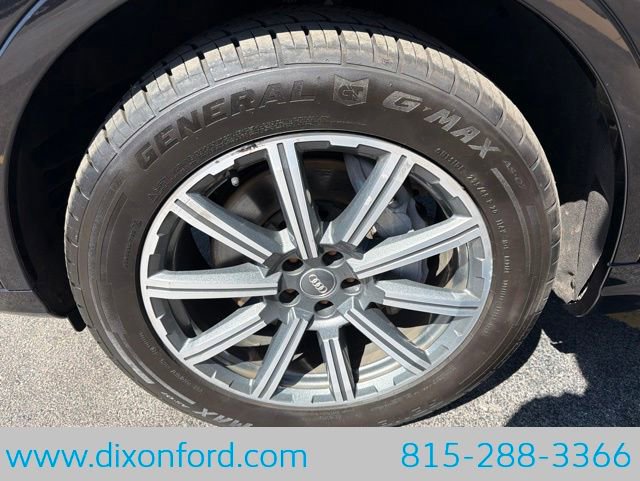 Used 2017 Audi Q7 3.0T Prestige AWD/4WD image 31