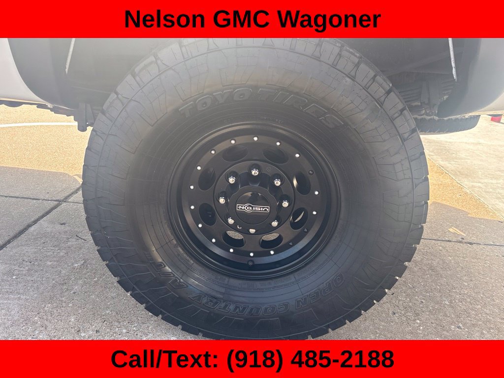 Used 2004 Chevrolet Silverado 3500 4x4 Crew Cab w/ Heavy-Duty Power Package image 15