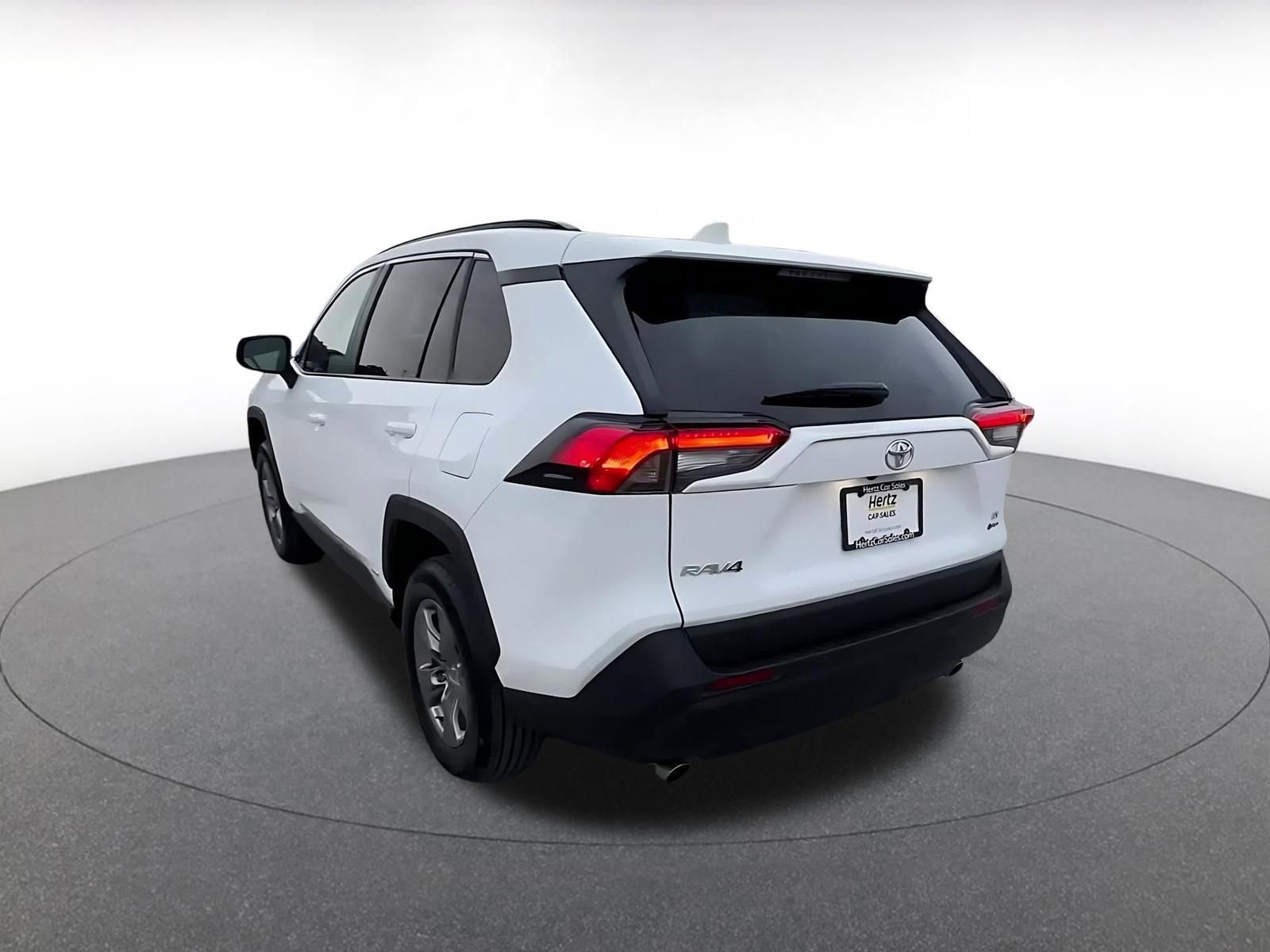 Used 2025 Toyota RAV4 LE image 11