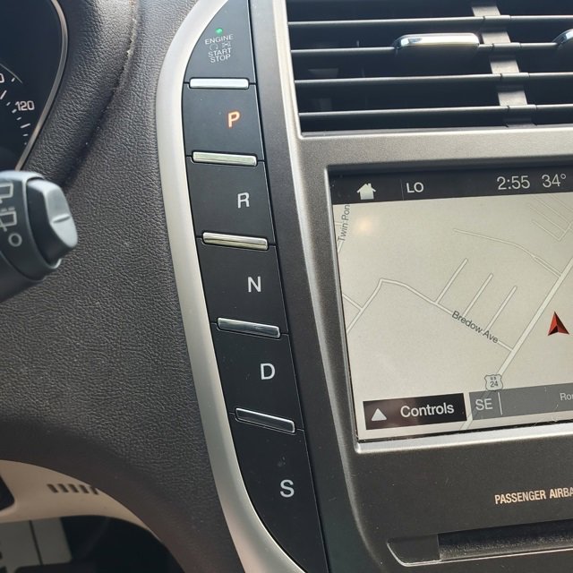 Used 2017 Lincoln MKC Select w/ Select Plus Package image 23