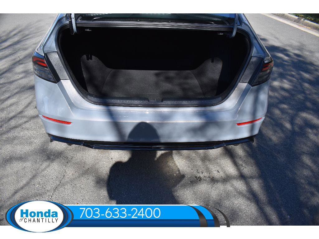 New 2026 Honda Accord Hybrid Sport-L FWD image 31