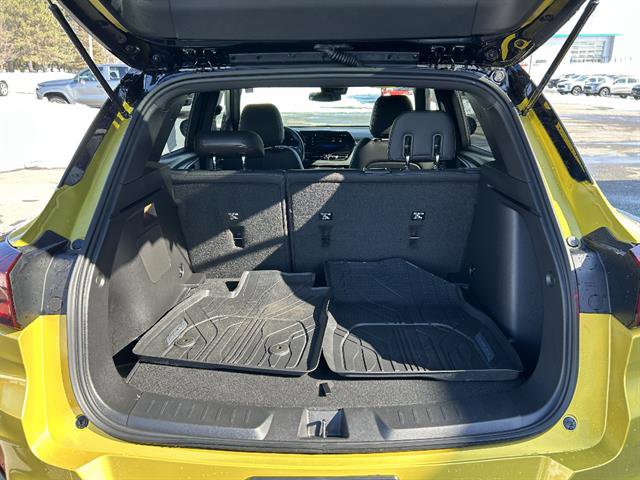 Used 2025 Chevrolet TrailBlazer RS w/ Driver Confidence Package FWD image 47