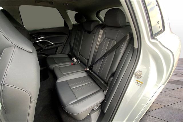 New 2025 Audi Q5 Premium Plus image 9