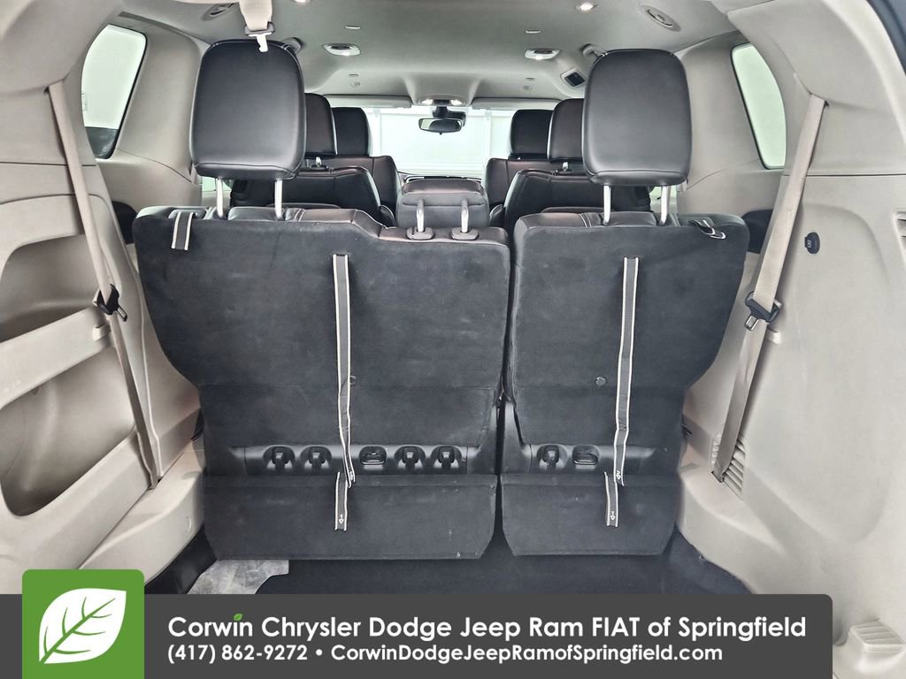 Used 2023 Chrysler Pacifica Touring-L image 30