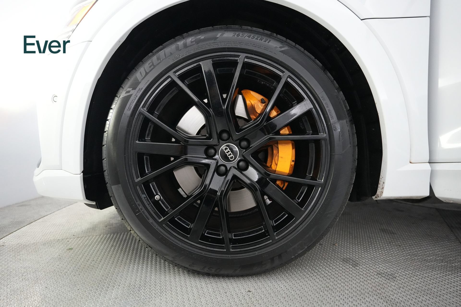 Used 2023 Audi e-tron Chronos image 22