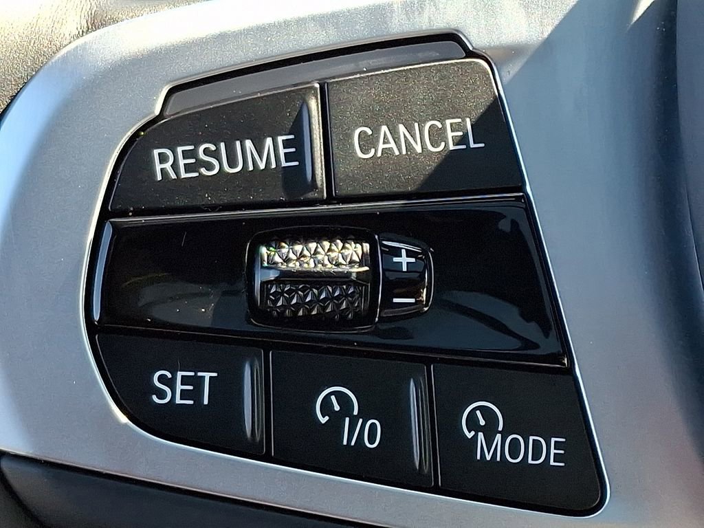 Used 2026 BMW X5 xDrive40i w/ M Sport Package image 23