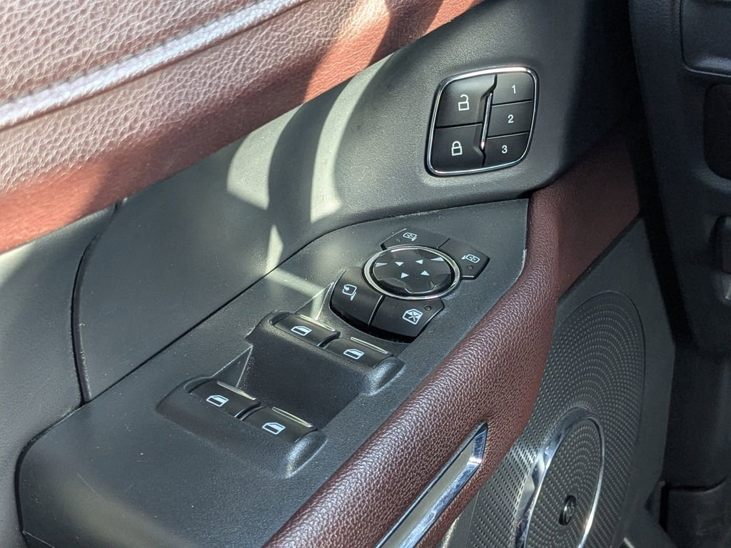 Used 2023 Ford Expedition Limited AWD/4WD image 21