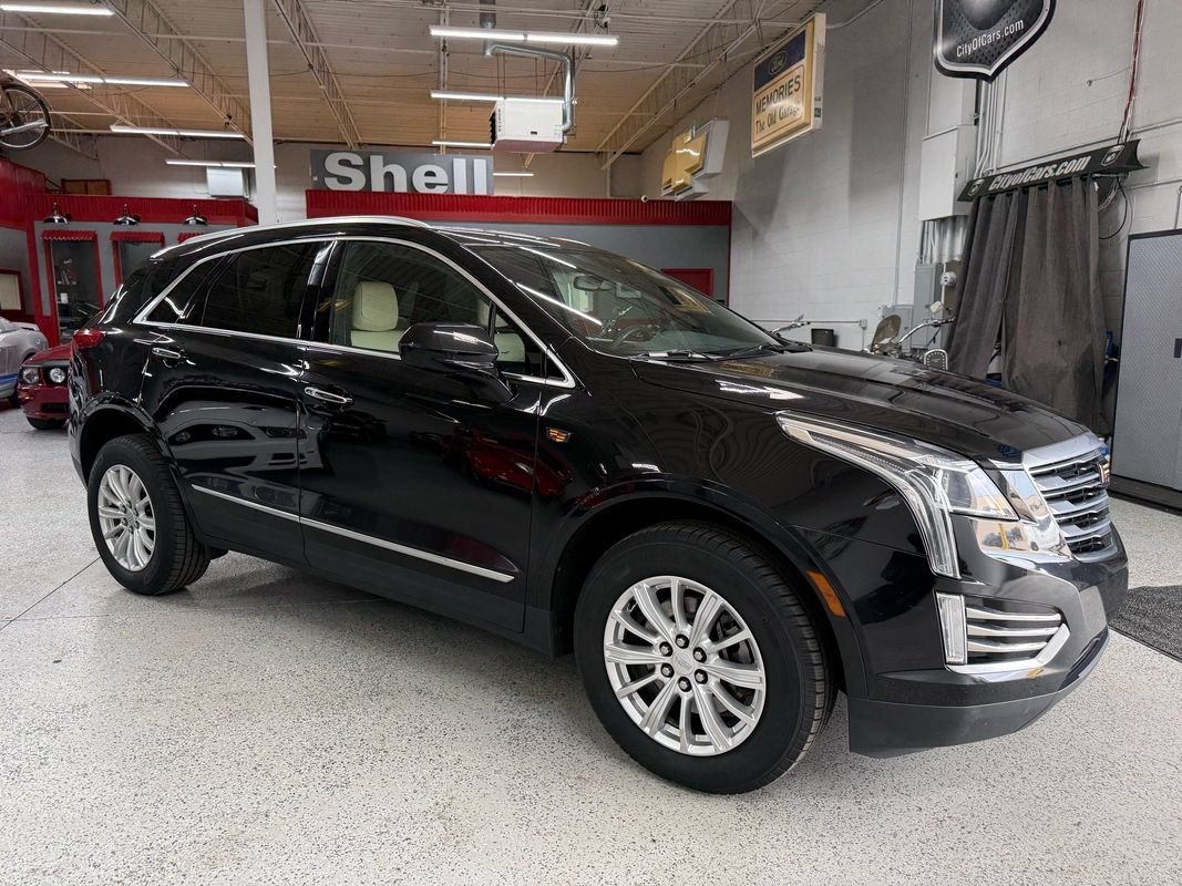 Used 2018 Cadillac XT5 AWD image 7