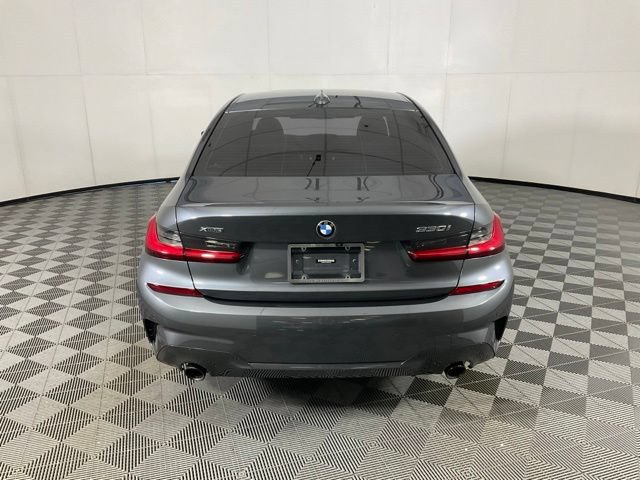 Used 2021 BMW 330i xDrive Sedan w/ M Sport Package AWD/4WD image 5