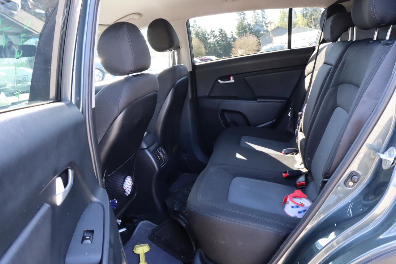 Used 2015 Kia Sportage LX image 7