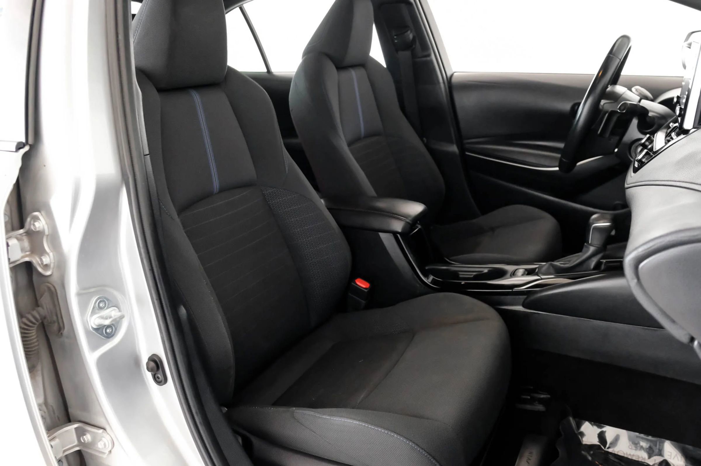 Used 2020 Toyota Corolla SE FWD image 40