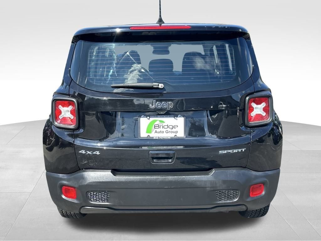 Used 2020 Jeep Renegade Sport w/ UConnect 7.0 Group image 6