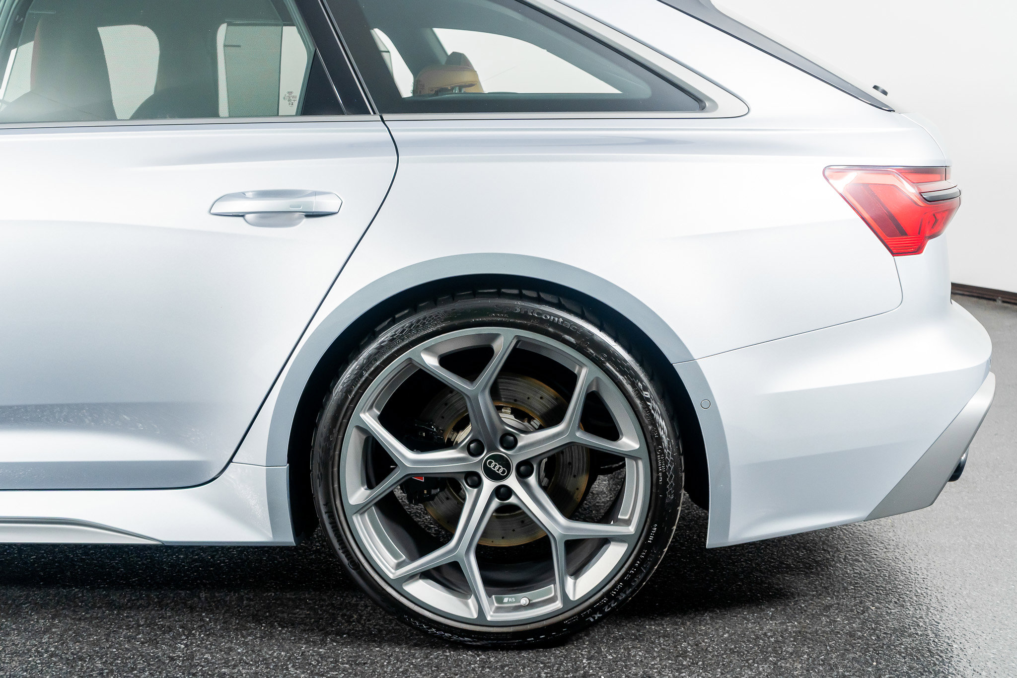 Used 2025 Audi RS 6 performance image 17