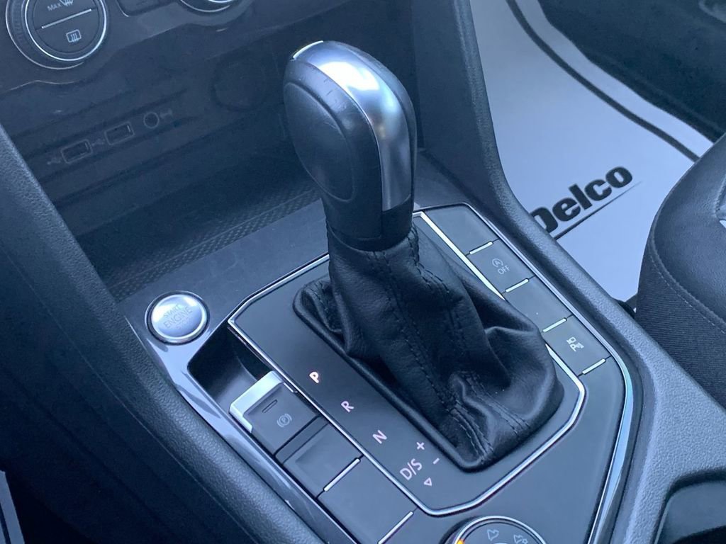 Used 2020 Volkswagen Tiguan SEL Premium R-Line image 14