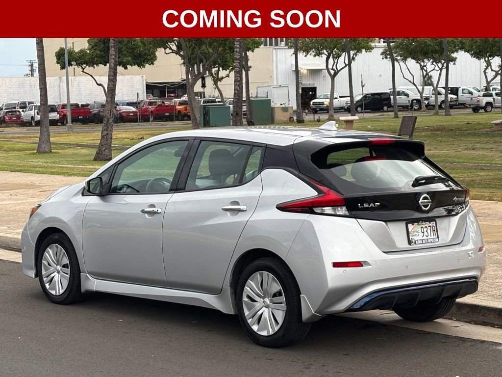 Used 2022 Nissan Leaf S FWD image 3