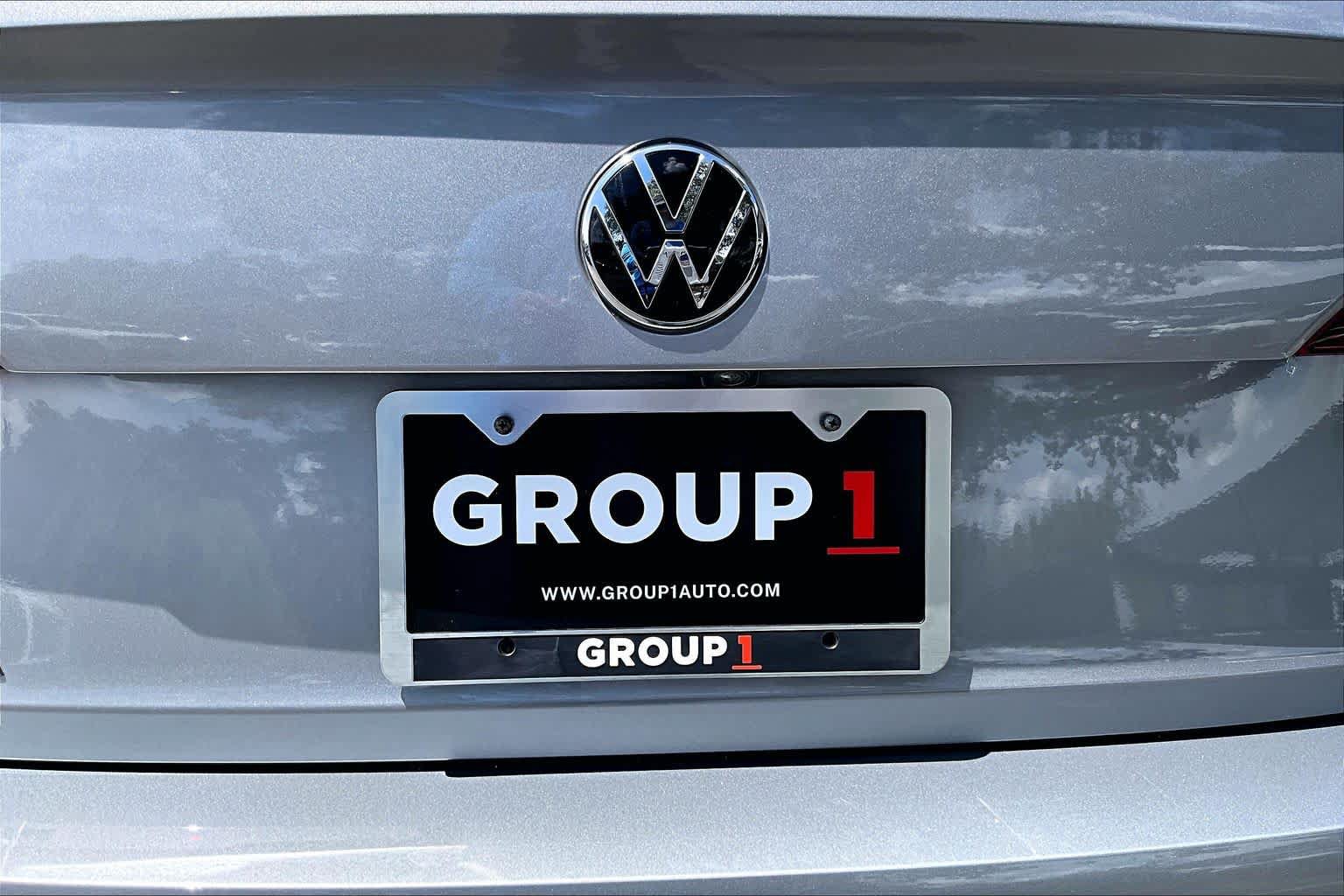Used 2023 Volkswagen Jetta SE FWD image 33
