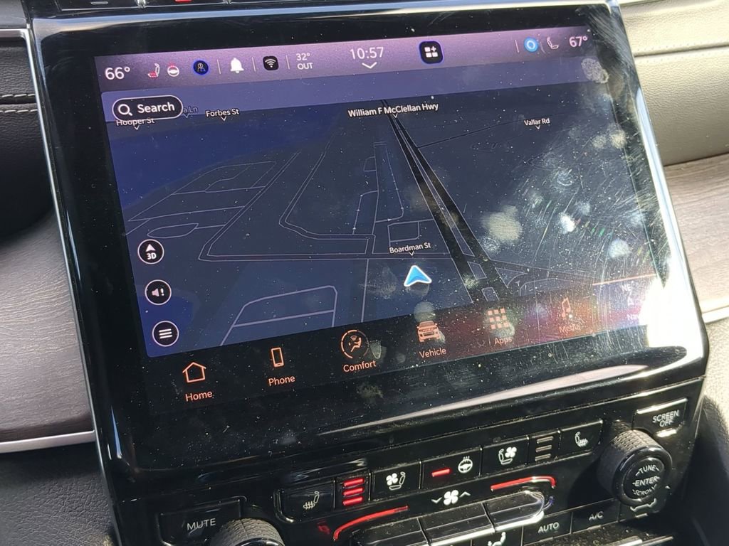 Used 2024 Jeep Grand Cherokee L Limited w/ Luxury Tech Group II image 22