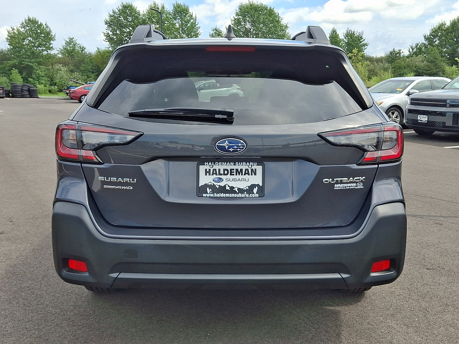 Certified 2023 Subaru Outback Premium AWD/4WD image 6