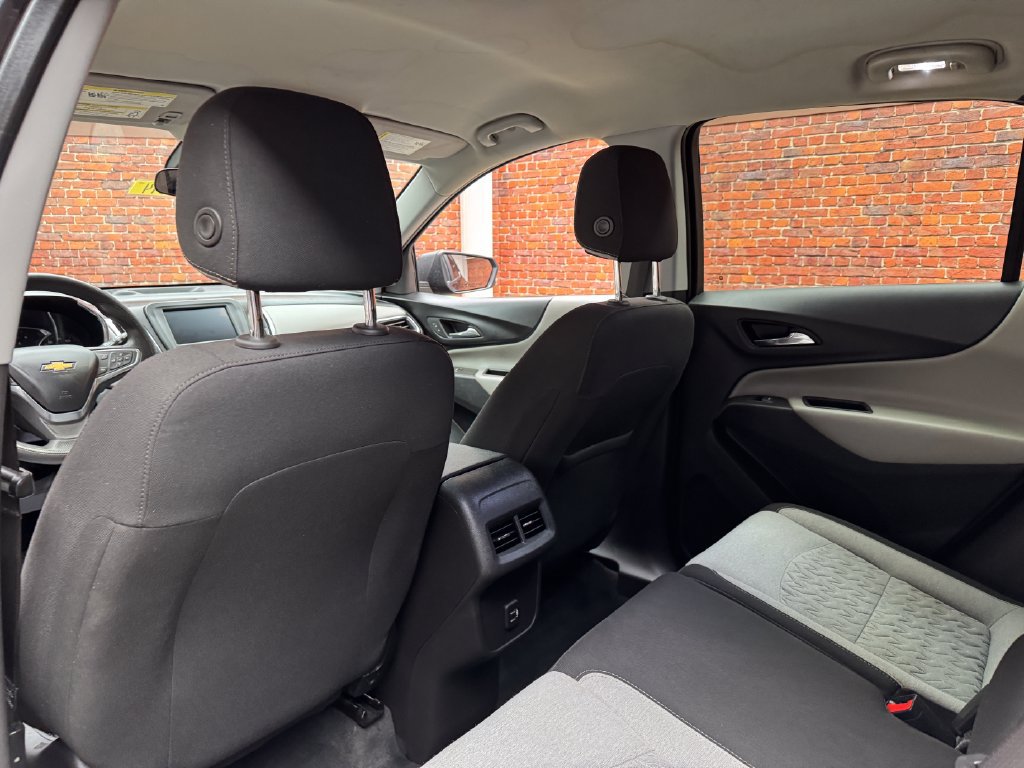 Used 2023 Chevrolet Equinox LS w/ LS Convenience Package FWD image 22