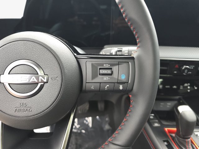 New 2027 Nissan Kicks SR w/ SR Premium Package FWD image 18