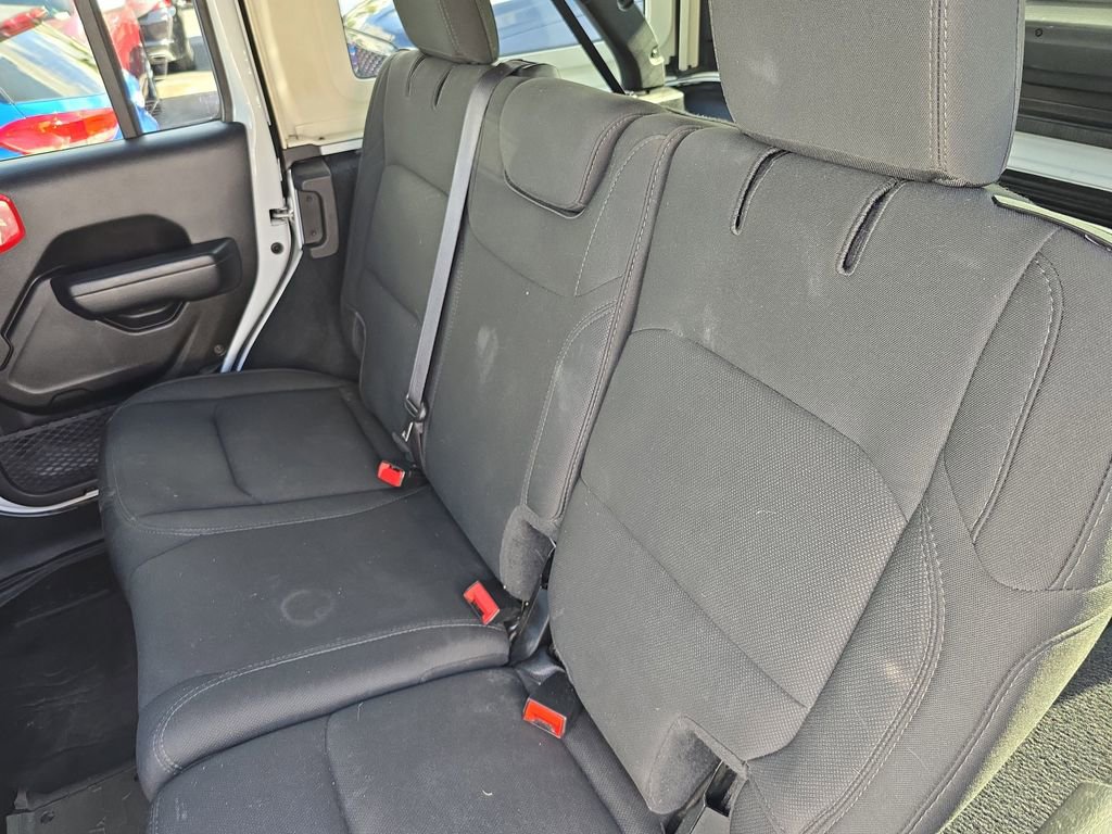 Used 2022 Jeep Wrangler Unlimited Sport image 14