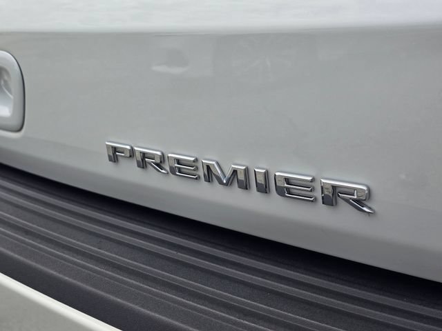 Used 2025 Chevrolet Tahoe Premier AWD/4WD image 9
