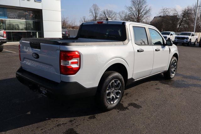 New 2026 Ford Maverick XLT image 3