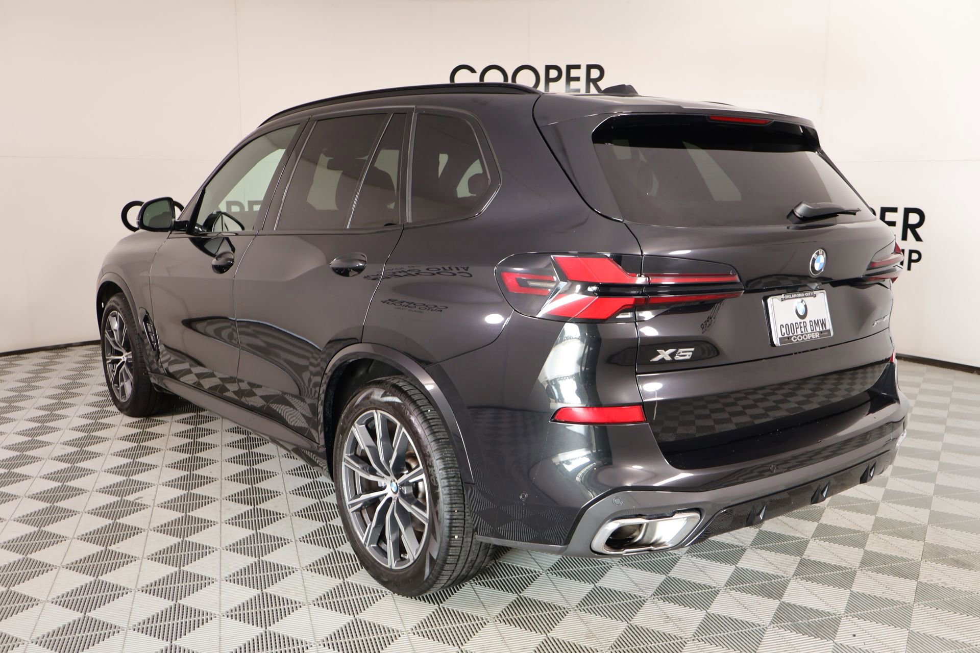 Used 2026 BMW X5 xDrive40i AWD/4WD image 24