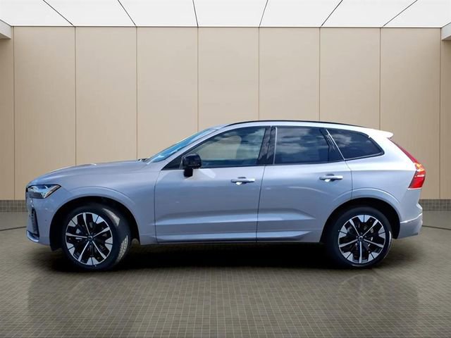 New 2026 Volvo XC60 B5 Plus w/ Protection Package Premier image 4
