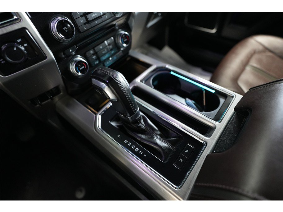 Used 2015 Ford F150 Platinum w/ Equipment Group 701A Luxury RWD image 20