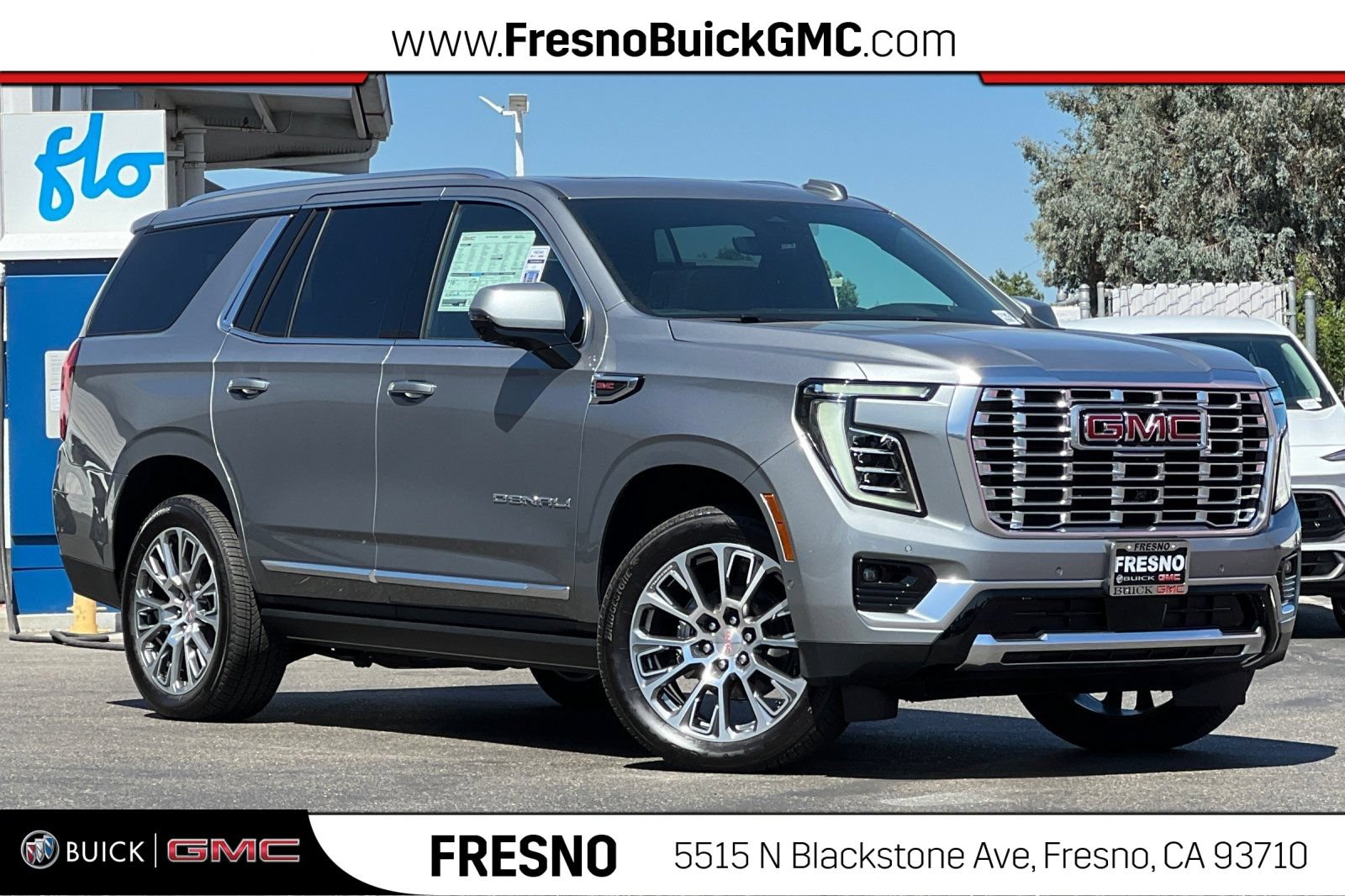 New 2026 GMC Yukon Denali w/ Denali Reserve Package AWD/4WD image 1