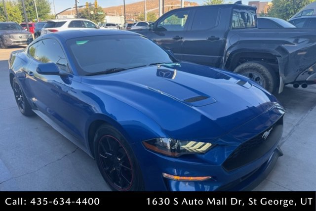 Used 2018 Ford Mustang Coupe image 3