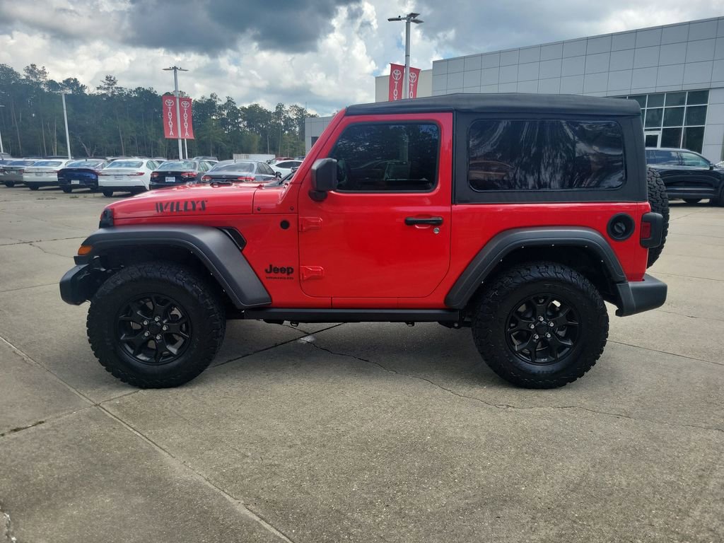 Used 2022 Jeep Wrangler Sport AWD/4WD image 2