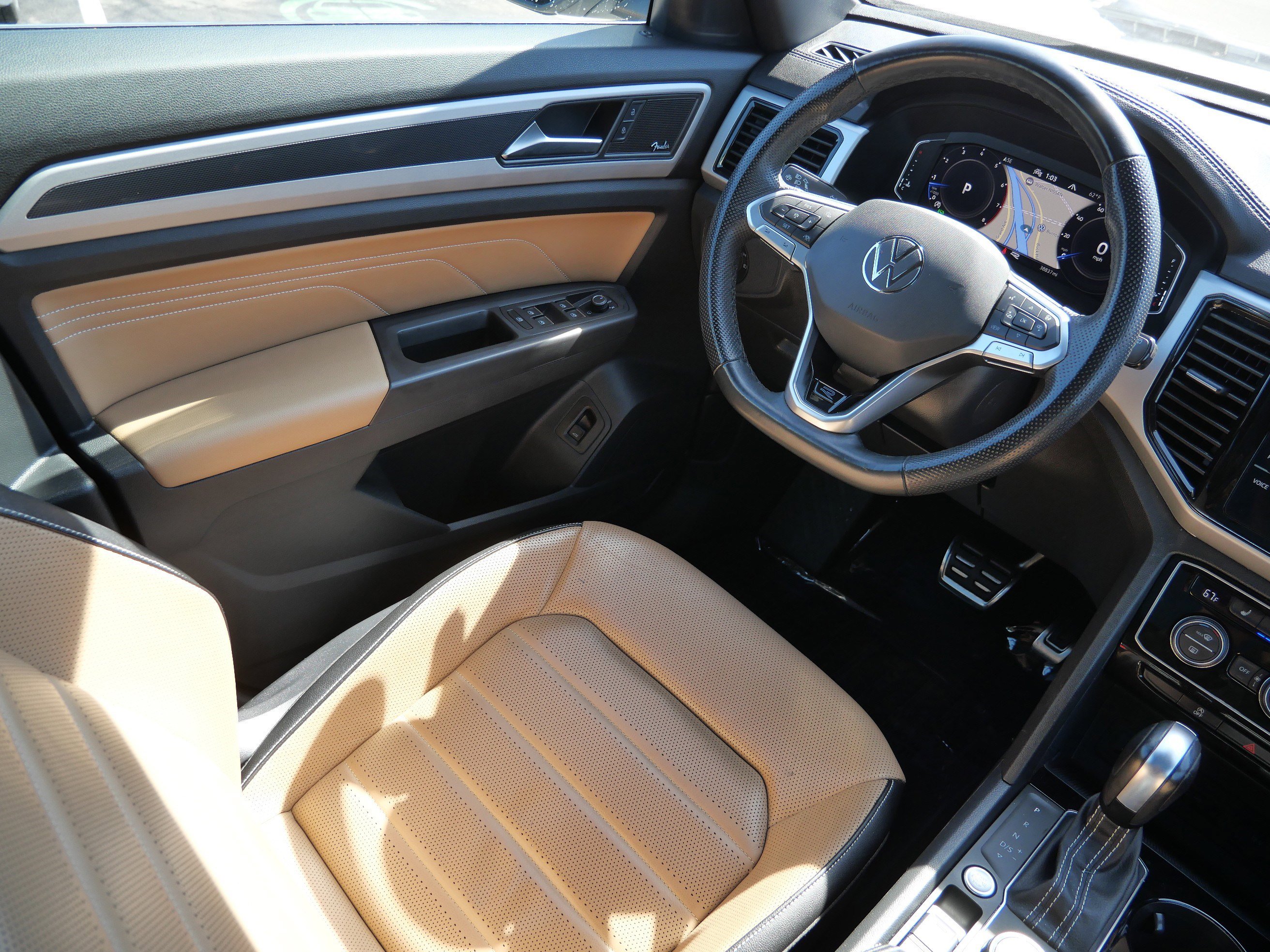 Used 2022 Volkswagen Atlas Cross Sport SEL Premium R-Line image 9