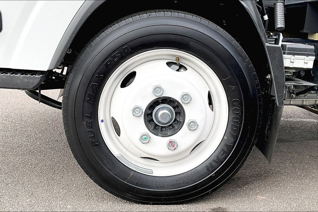 New 2025 Chevrolet Low Cab Forward image 10