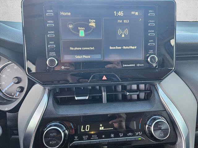 Used 2022 Toyota Venza LE image 13