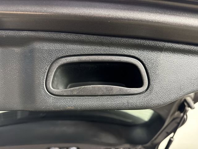 Used 2023 Jeep Compass Latitude w/ Sun and Sound Group AWD/4WD image 35