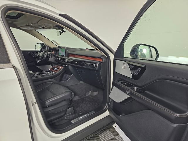 Used 2021 Lincoln Aviator Grand Touring w/ Equipment Group 302A image 13