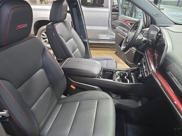 New 2026 Chevrolet Traverse Z71 w/ Enhanced Driving Package AWD/4WD image 11