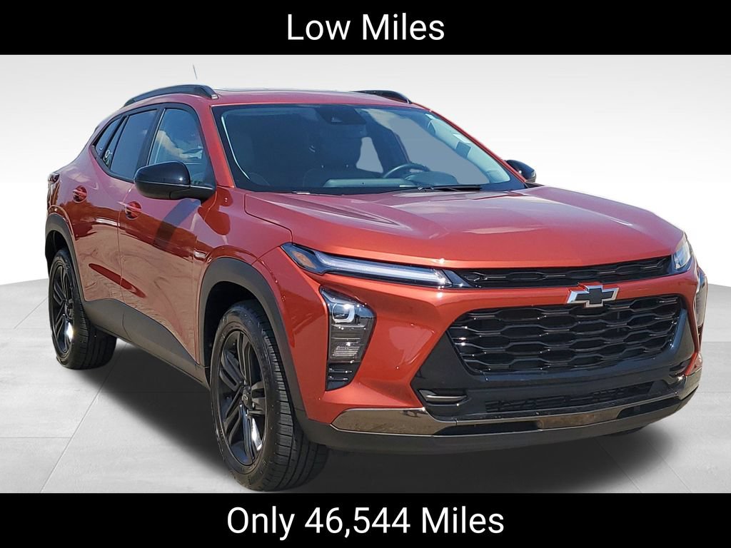 Certified 2024 Chevrolet Trax ACTIV w/ Sunroof Package FWD image 2