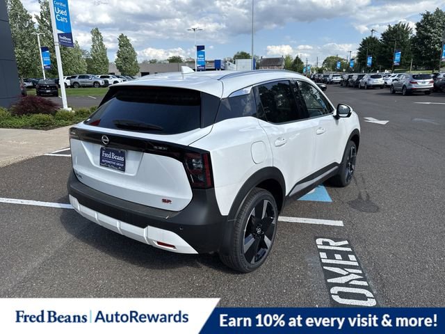 New 2025 Nissan Kicks SR image 7