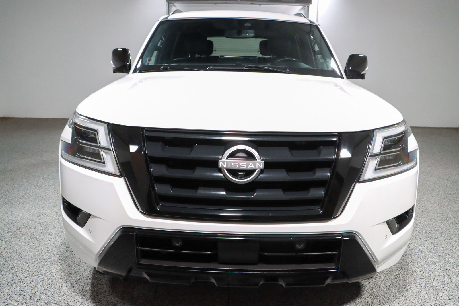 Used 2023 Nissan Armada SL w/ Midnight Edition Package AWD/4WD image 4