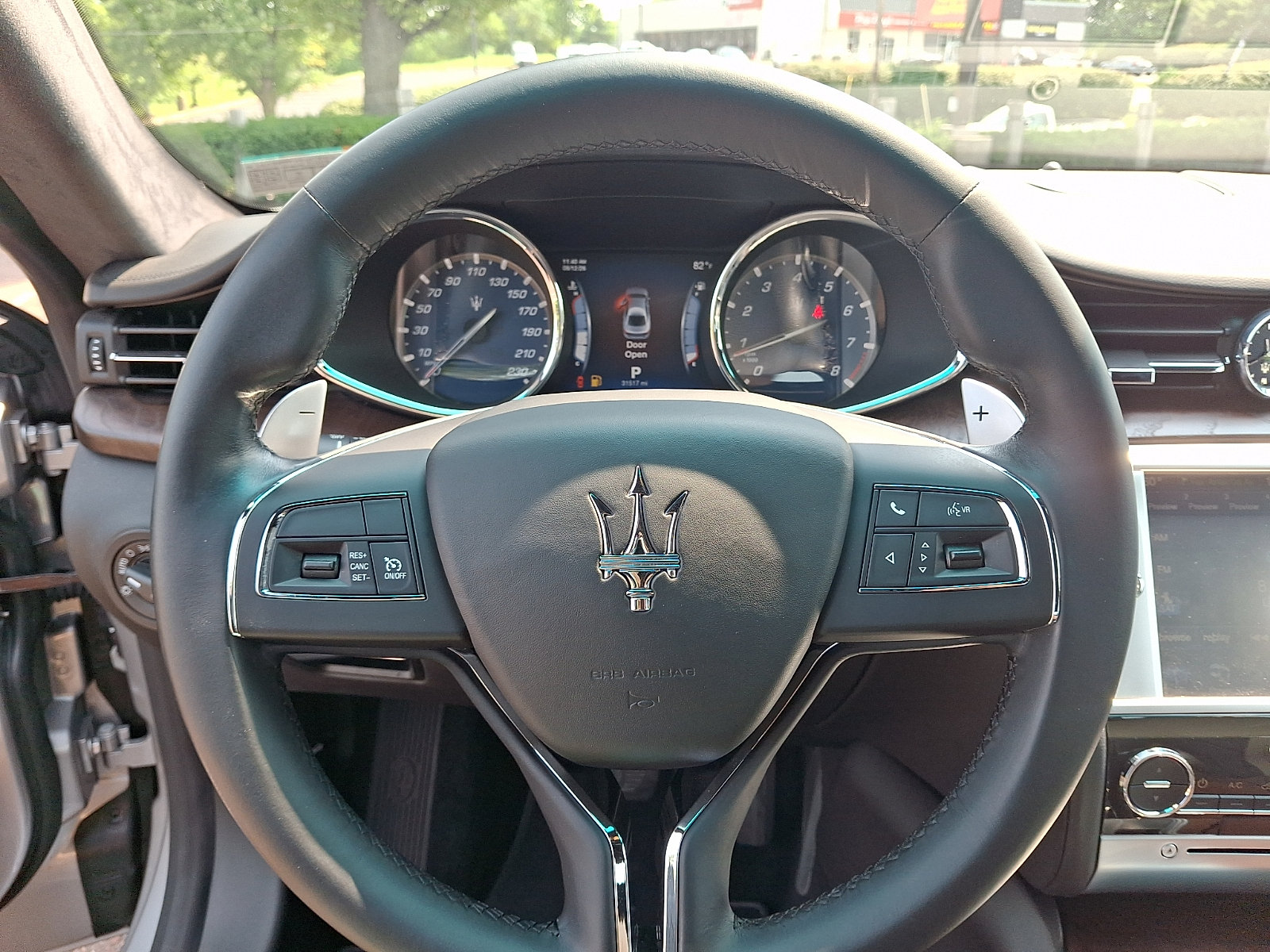Used 2014 Maserati Quattroporte GTS RWD image 21