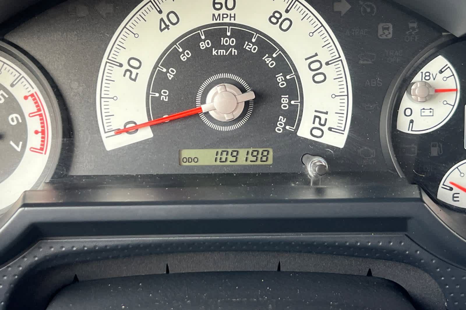 Used 2013 Toyota FJ Cruiser 4WD w/ Convenience Pkg image 24