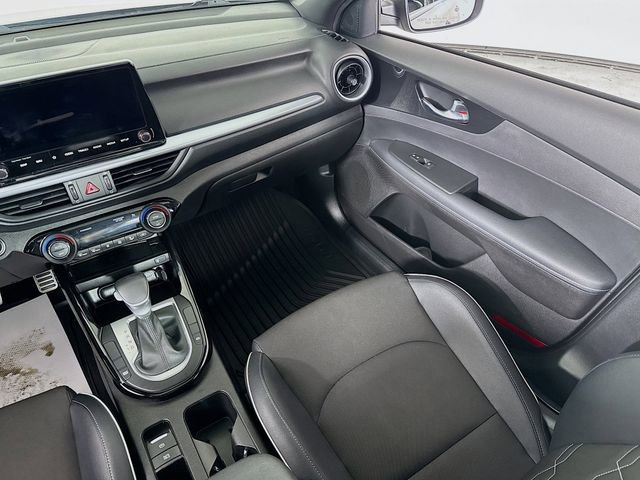 Used 2023 Kia Forte GT-Line w/ GT-Line Premium Package image 24