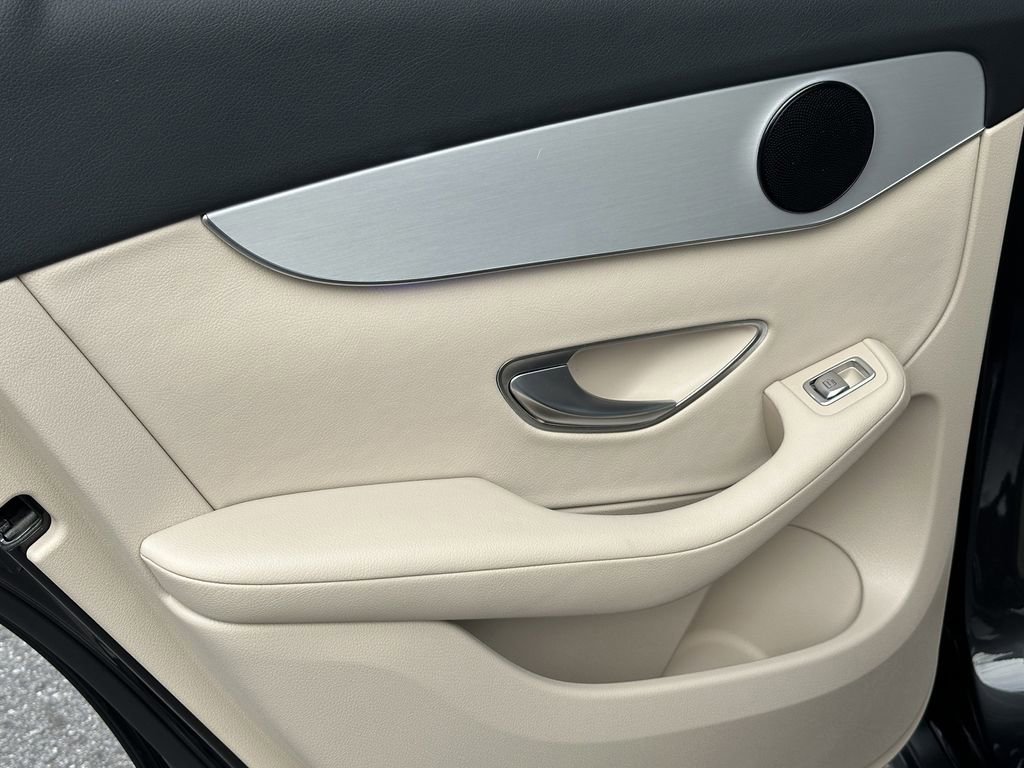 Certified 2022 Mercedes-Benz GLC 300 image 25