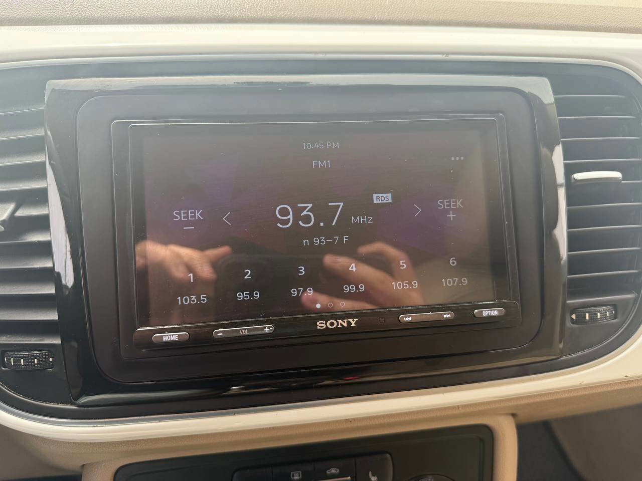 Used 2016 Volkswagen Beetle 1.8T SE image 17